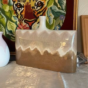 Decorative Wide Vase - Metallic golden/cream Vase